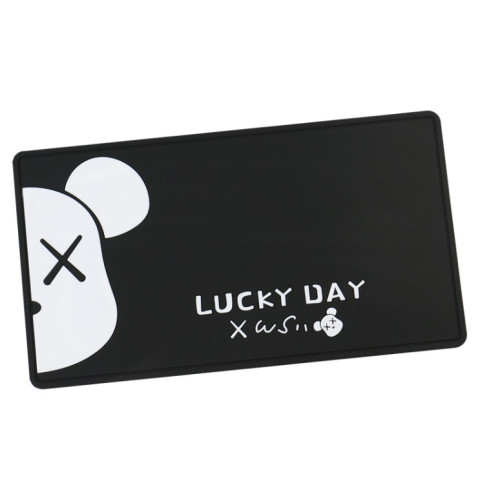 Килимок антиковзаючий силікон чорний 270x150 мм "Lucky Day"