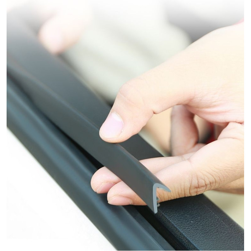 Ущільнювач скла бокового V-type #1 EPDM 5м Ущільнювач скла бокового V-type #1 EPDM 5м
