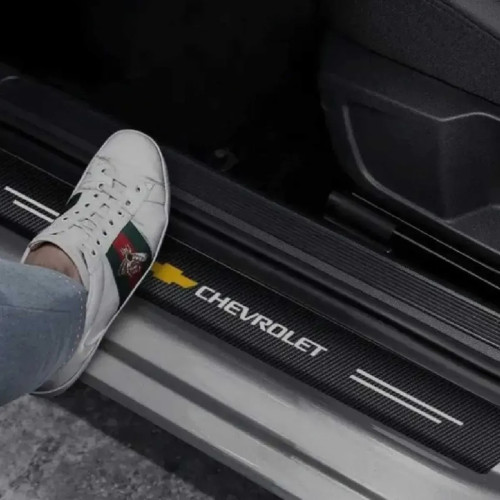 Плівка захисна на пороги Chevrolet – Карбон 4D (набір 4 шт)